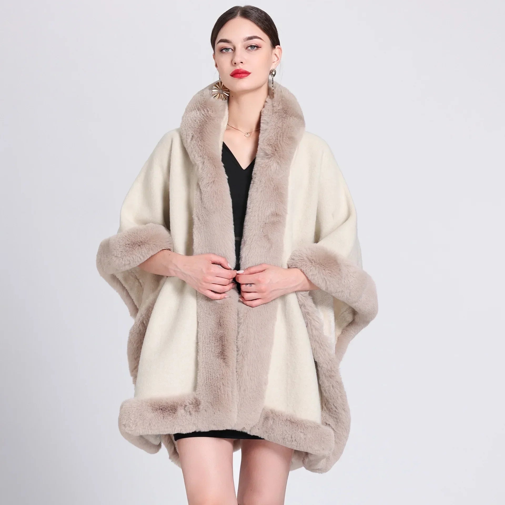 Vêtement chic beige