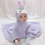 cape de bain bébé lapin violet