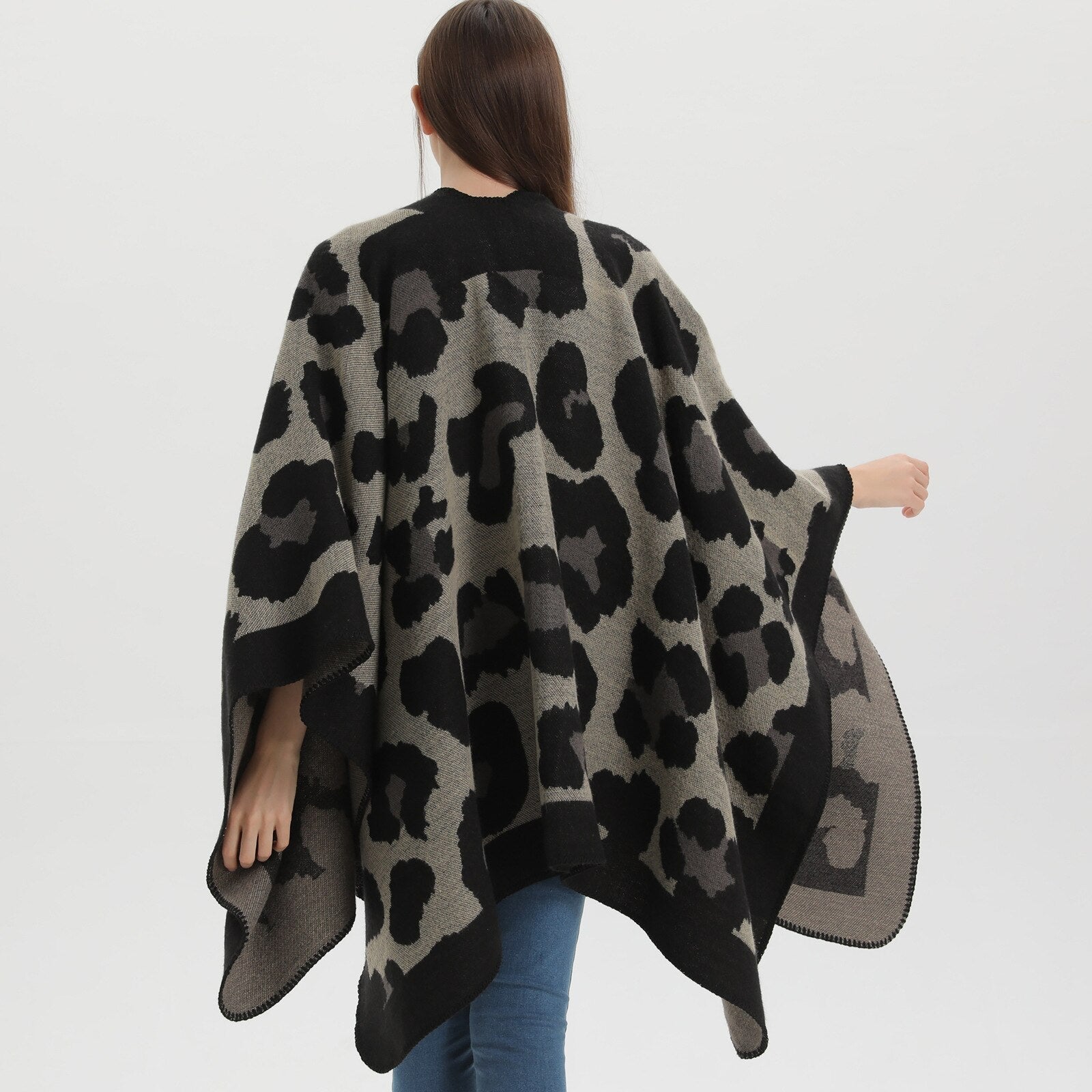 tenue avec cape léopard