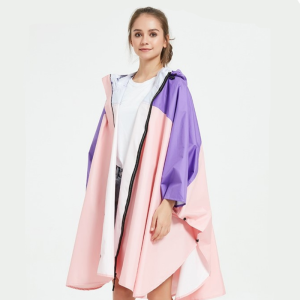 Cape pour la Pluie moderne