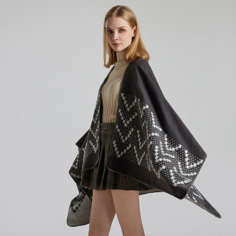 Poncho féminin stylé