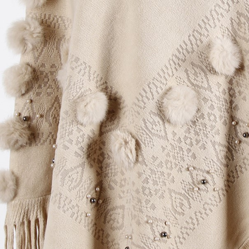 poncho polyvalent avec pompon