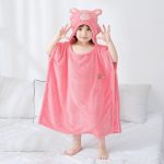 poncho bain enfant cochon