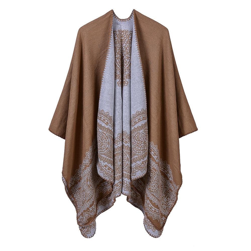 Poncho intemporel en plusieurs couleurs