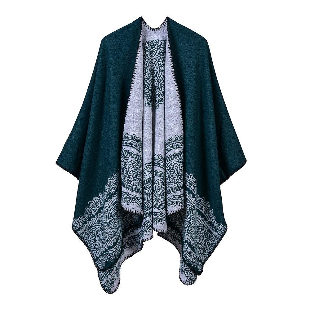 Poncho polyvalent et confortable