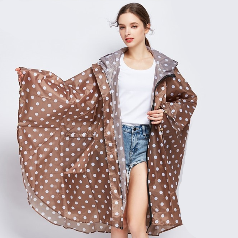 tenue pluie moderne