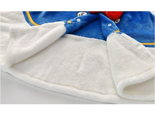 motifs Disney poncho