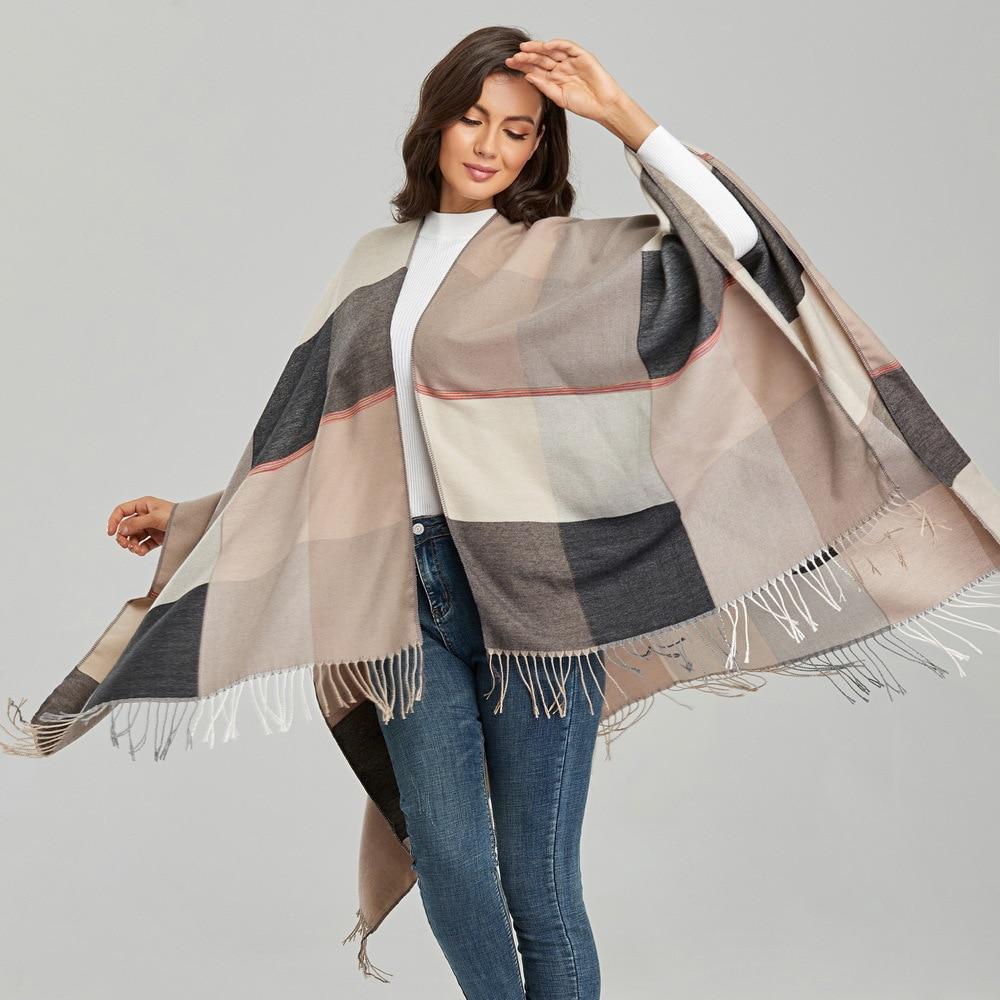 poncho élégant beige