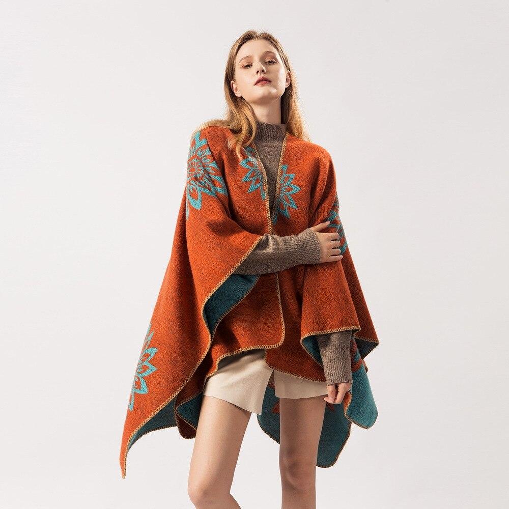 Vêtement orange pour femme