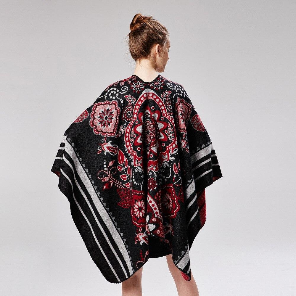 élégance poncho fleur