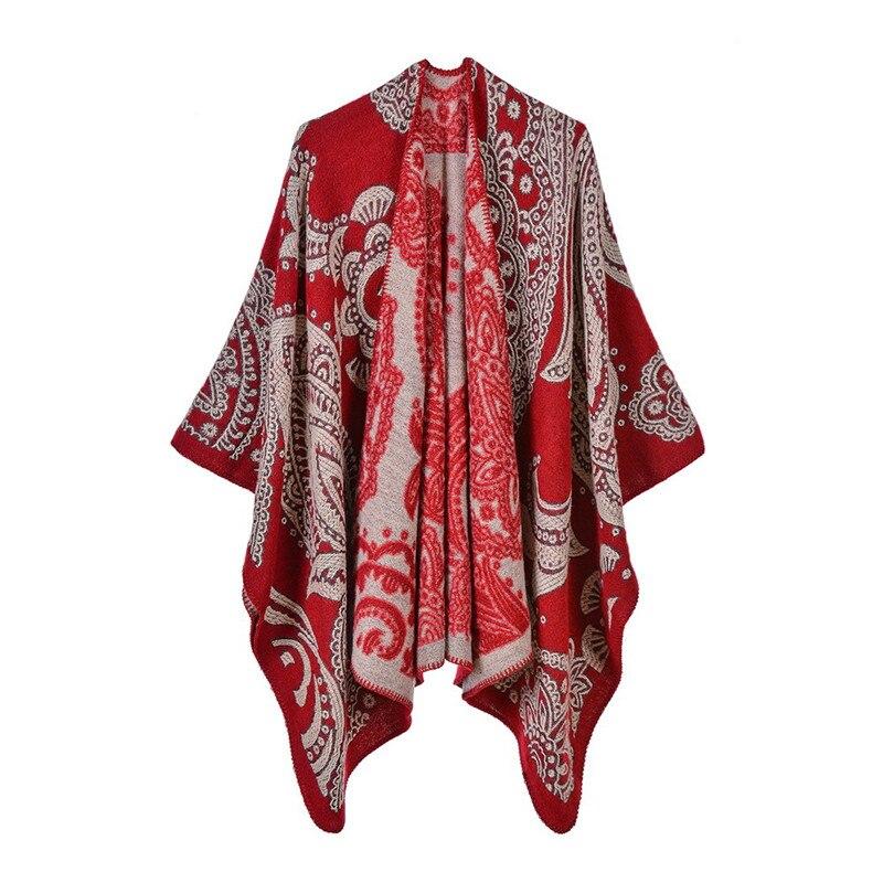 Poncho avec motifs captivants