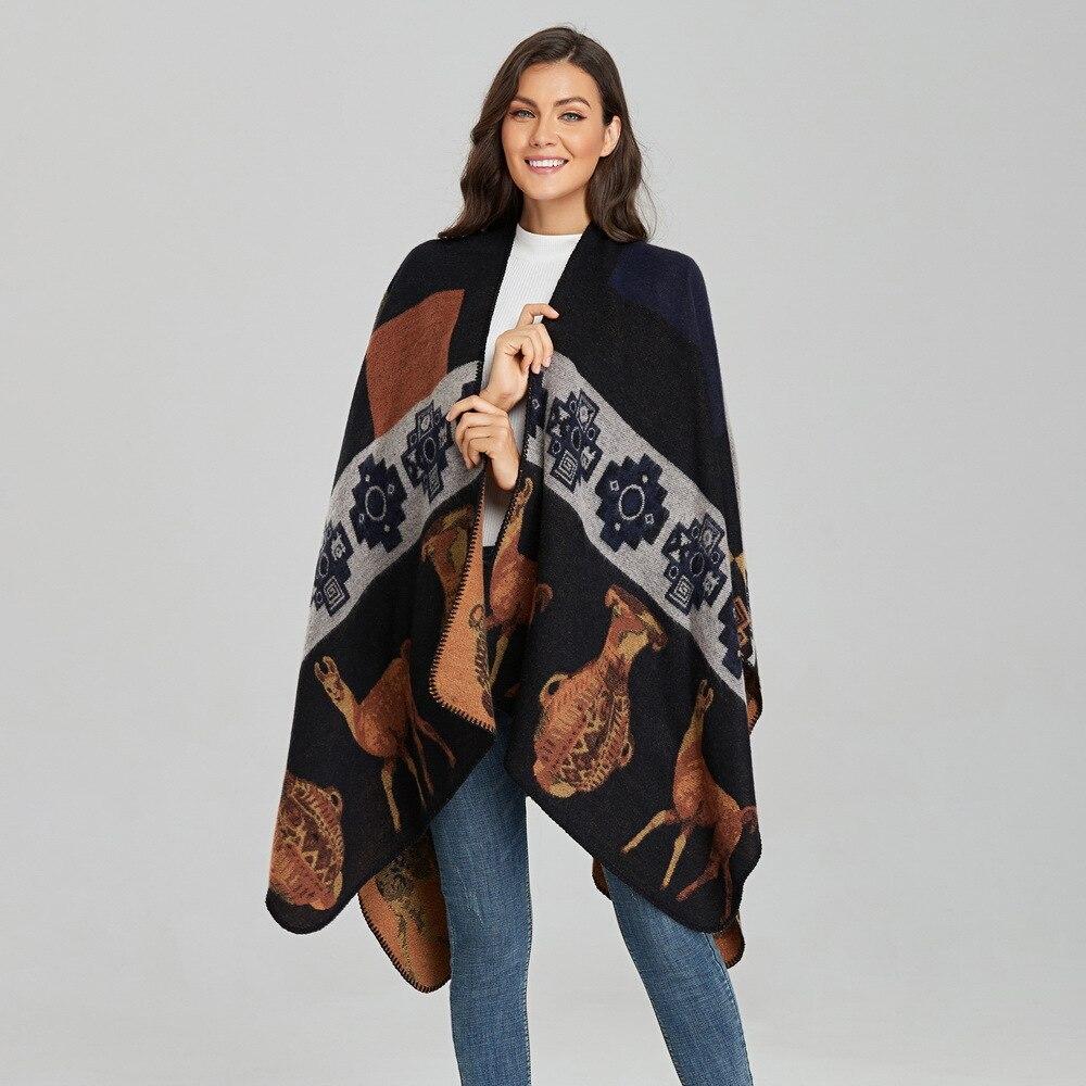 poncho en polyester marron