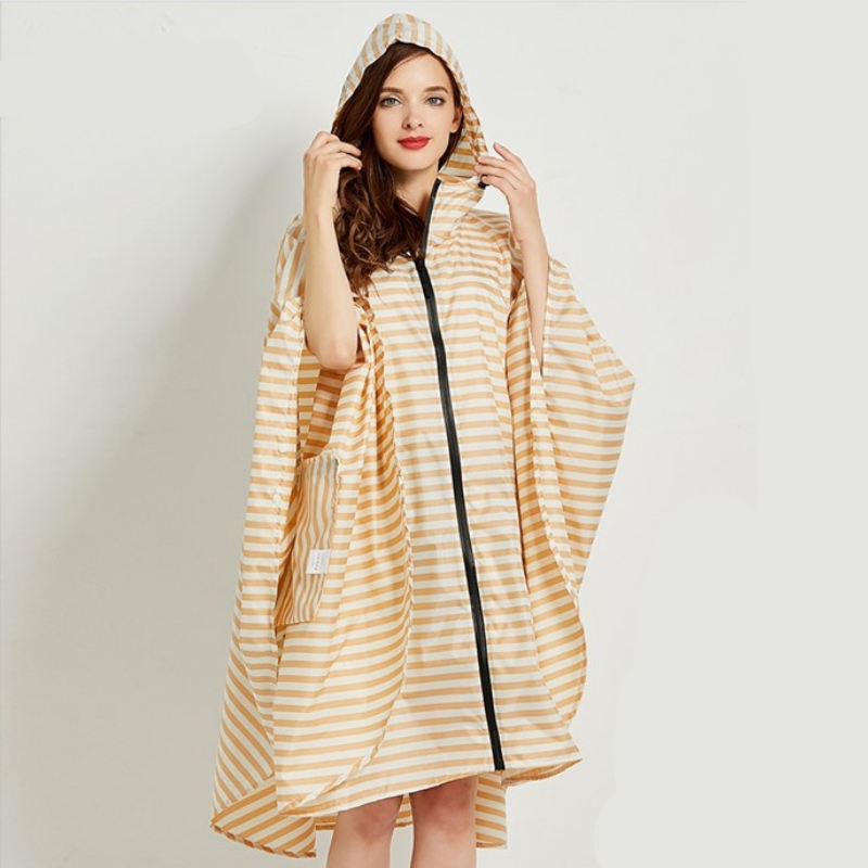poncho pluie rayure