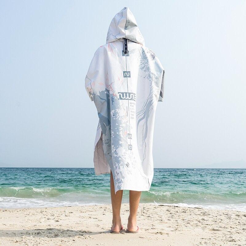 poncho tendance pour surfeuses