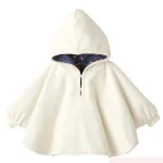 Poncho Bébé Réversible Blanc à Capuche pour Automne et Hiver