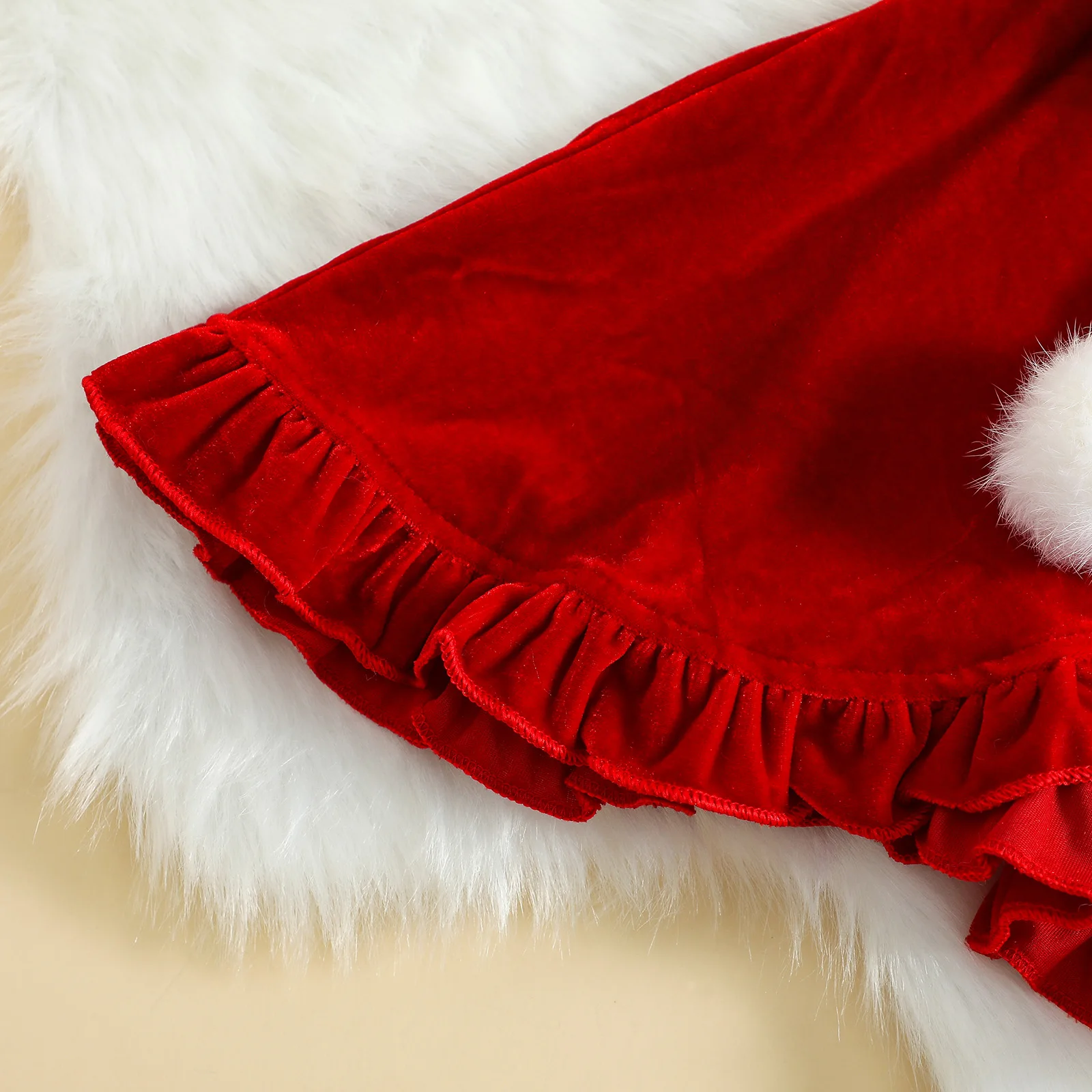Poncho Bébé Rouge à Capuche Doux pour Noël – Image 4