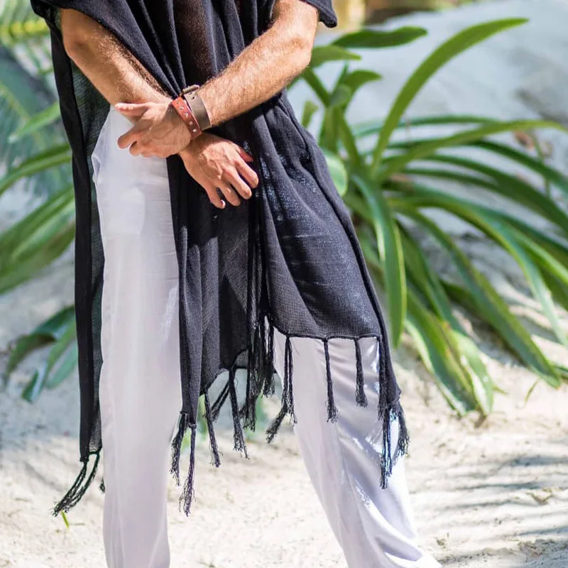 Poncho Homme Noir Léger à Franges – Image 3