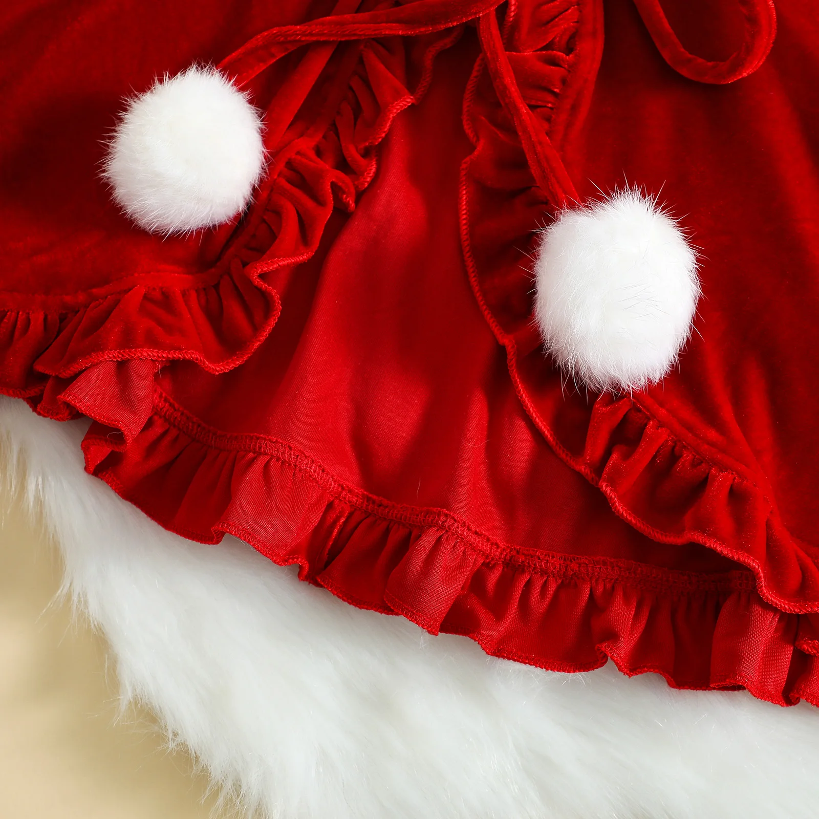 Poncho Bébé Rouge à Capuche Doux pour Noël – Image 5
