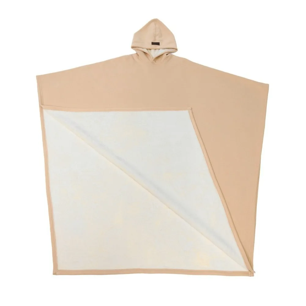 Cape amples pour homme en style automnal